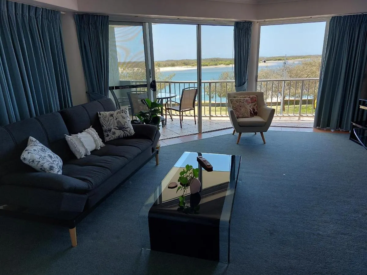 **** Aparthotel Sandy Shores Holiday Units Golden Beach Australia