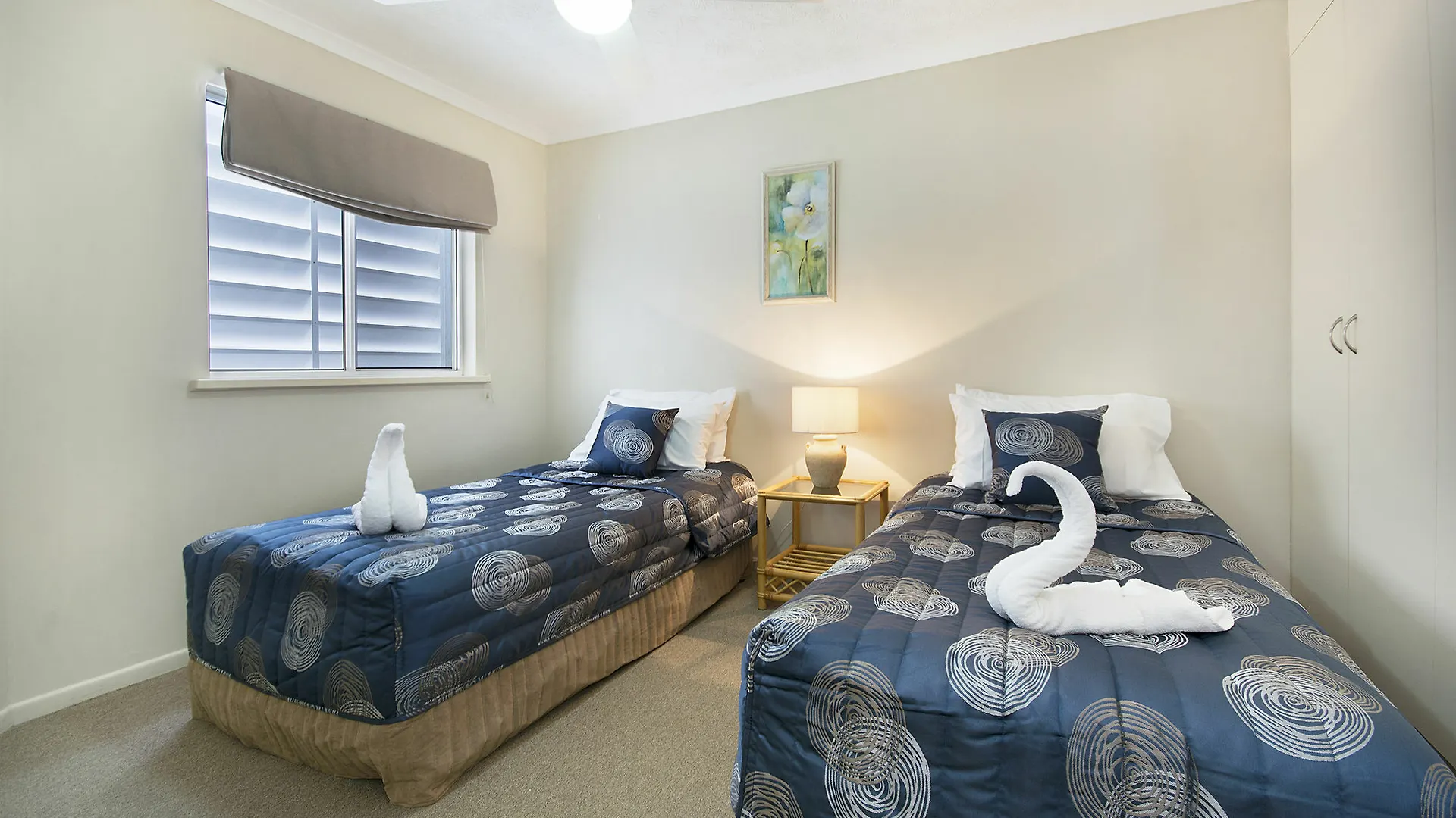 Sandy Shores Holiday Units Golden Beach 4*,