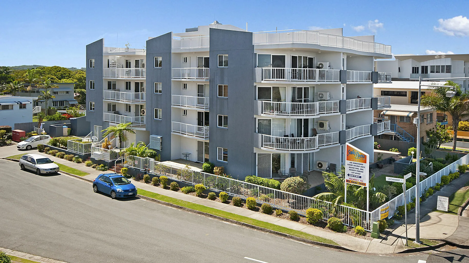 **** Aparthotel Sandy Shores Holiday Units Golden Beach Australia